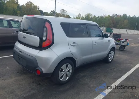 2015 Kia Soul z USA, uszkodzony, nr VIN KNDJN2A23F7808005